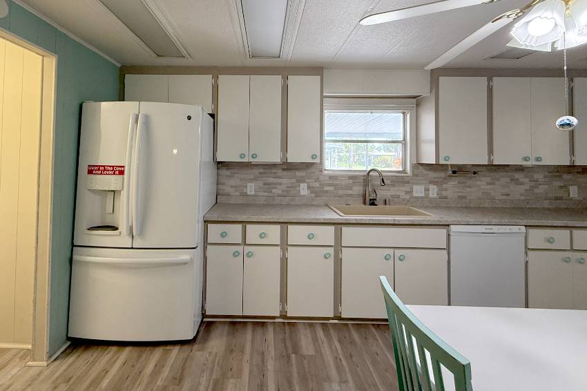 57 Colony Dr a Ellenton, FL Mobile or Manufactured Home for Sale
